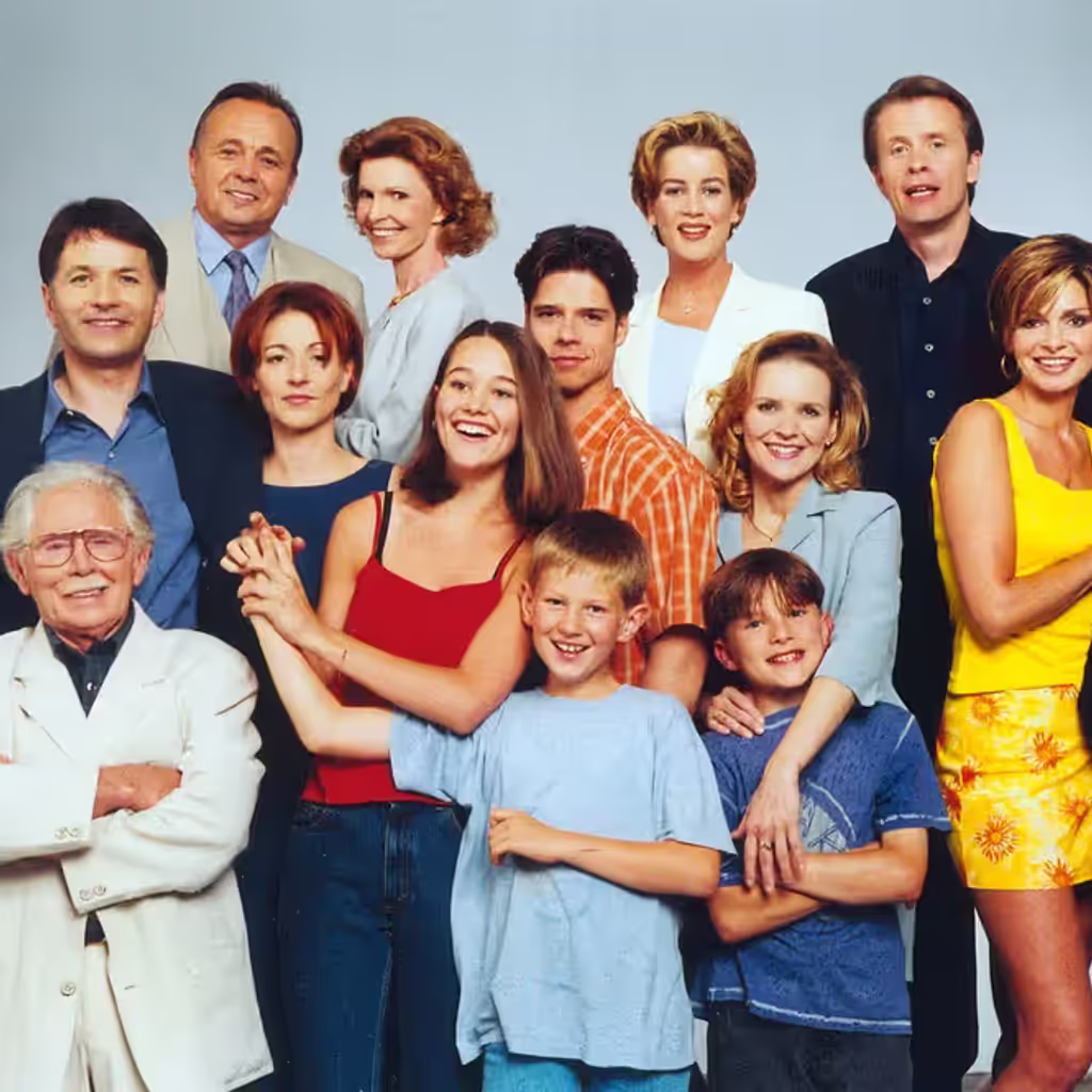 So sahen die "In aller Freundschaft"-Stars früher aus