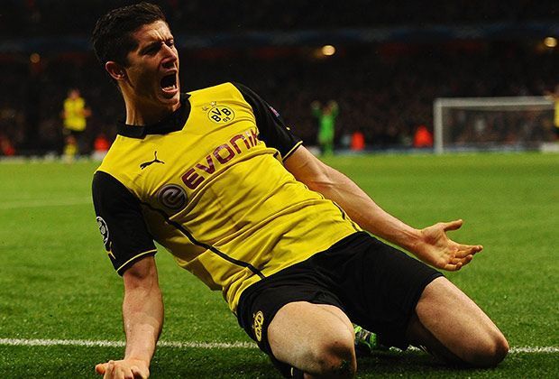 
                <strong>Robert Lewandowski gegen die Bayern</strong><br>
                Seit Sommer 2010 ist Lewandowski in Diensten der Borussia. 13 Mal spielte der Pole seitdem gegen den deutschen Rekordmeister. ran.de blickt auf die bisherigen Auftritte des Goalgetters gegen die Bayern.
              
