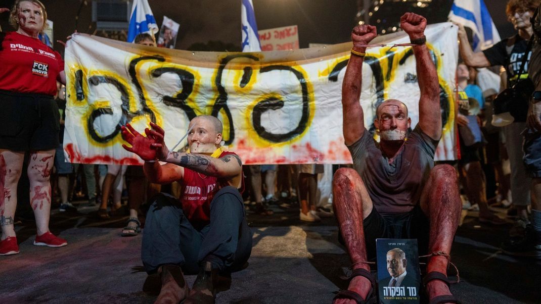 In Israel gibt es immer wieder Demonstrationen für die Freilassung der noch im Gazastreifen festgehaltenen Geiseln. (Archivbild)