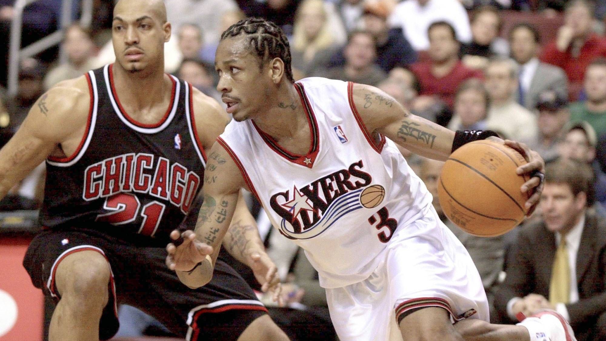 <strong>Ballhandling und Dribbling: Allen Iverson</strong><br>Allen Iverson wird oft als einer der besten Ballhandler in der NBA-Geschichte angesehen. Sein Dribbling war unglaublich kreativ und er besaß die Fähigkeit, seine Gegenspieler mit seiner Wendigkeit und seinem Ballhandling zu überwinden.