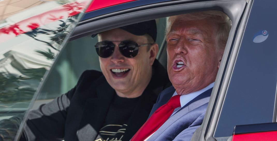 US-Präsident Donald Trump (rechts) und Tesla-CEO Elon Musk war bis vor Kurzem noch ziemlich dicke miteinander.
