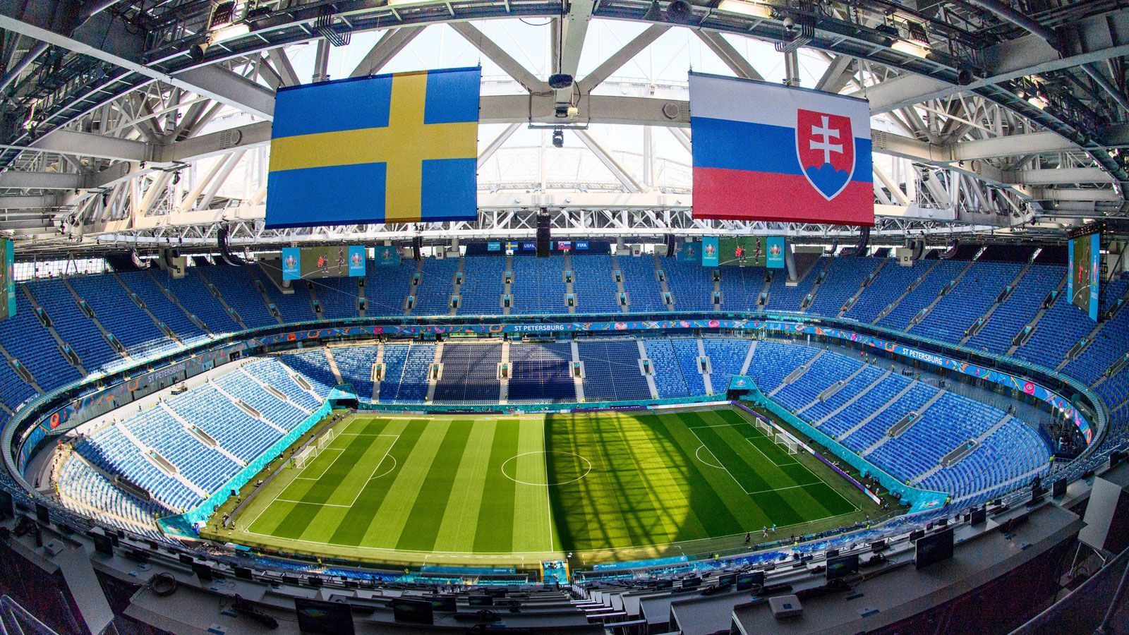 
                <strong>Auftakt an Tag 8: Schweden vs. Slowakei</strong><br>
                Während die Slowakei nach dem 2:1-Erfolg über Polen mit einem weiteren Dreier bereits das Achtelfinal-Ticket buchen konnte, stand Schweden nach der Nullnummer gegen Spanien gehörig unter Druck. Austragungsort der Partie war das Sankt-Petersburg-Stadion in Russland.
              