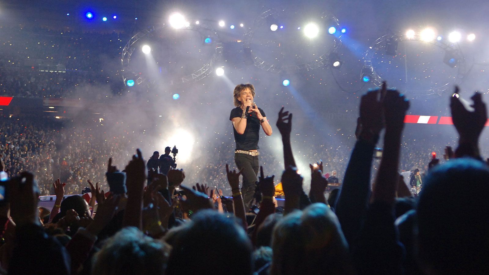 <strong>2006: Rolling Stones</strong><br>
                Ein Jahr zuvor rocken die Rolling Stones das Ford Field in Detroit.
