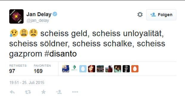 
                <strong>Jan Delay und sein Frust-Tweet</strong><br>
                ... den deutschen Musiker Jan Delay. Der bekennende Werder-Fan lässt via twitter seinen Frust über den Di-Santo-Wechsel raus. Dabei ist es wahrlich nicht das erste Mal, dass ein Transfer dieser Art im Fußballgeschäft zustande kommt.
              
