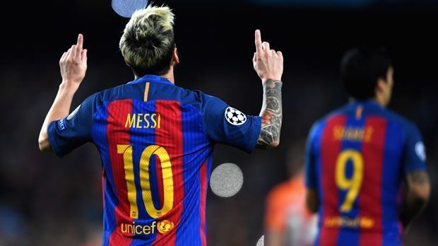 
                <strong>Lionel Messi</strong><br>
                Am 3. Spieltag der Champions League erzielte der Argentinier im Heimspiel gegen Manchester City seine Heimtore 48, 49 und 50. Kein Spieler hat in der Königsklasse zuhause öfter getroffen. Es gibt aber noch eine weitere Bestmarke, die der 29-Jährige verbuchen kann ...
              