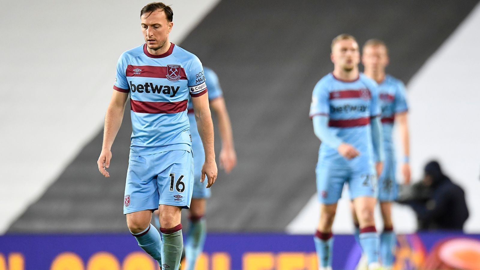 
                <strong>West Ham United</strong><br>
                Premier-League-Rekordspieler des Klubs: Mark Noble - Premier-League-Einsätze: 403
              