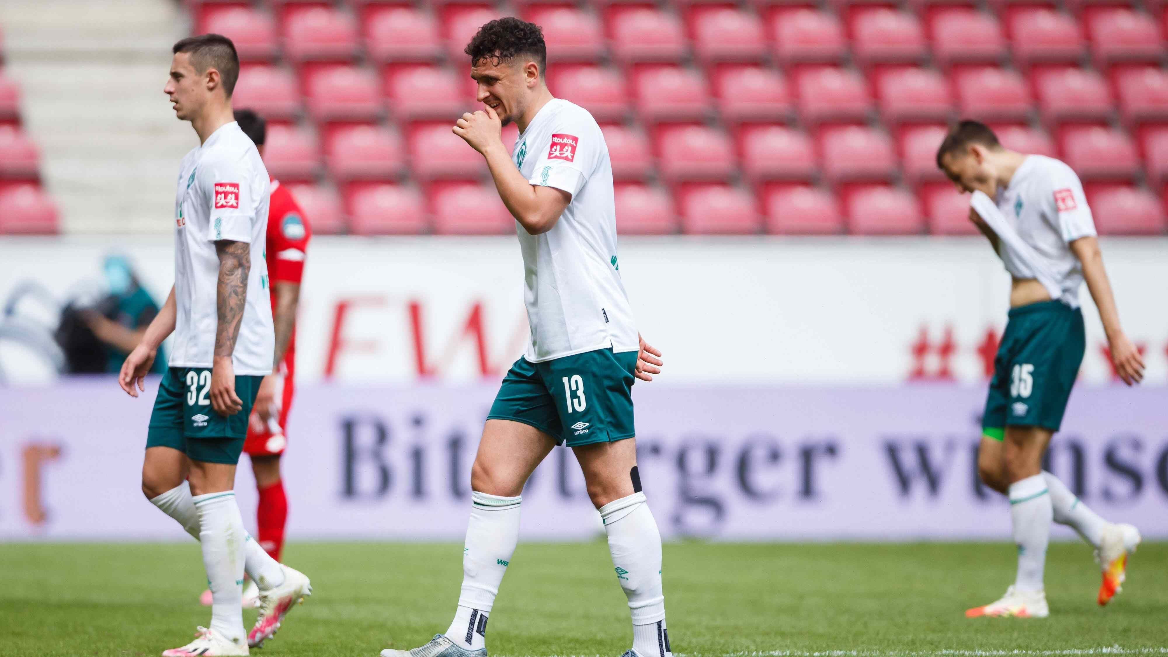 
                <strong>Mutlos mal 11: Werder in der Einzelkritik</strong><br>
                Werder Bremen hatte sich beim 1. FSV Mainz 05 viel vorgenommen, unterlag aber mit 1:3. Nur weil auch Fortuna Düsseldorf im Parallelspiel nicht gewann, ist Bremen noch nicht abgestiegen. ran.de bewertet die Leistungen der Bremer
              