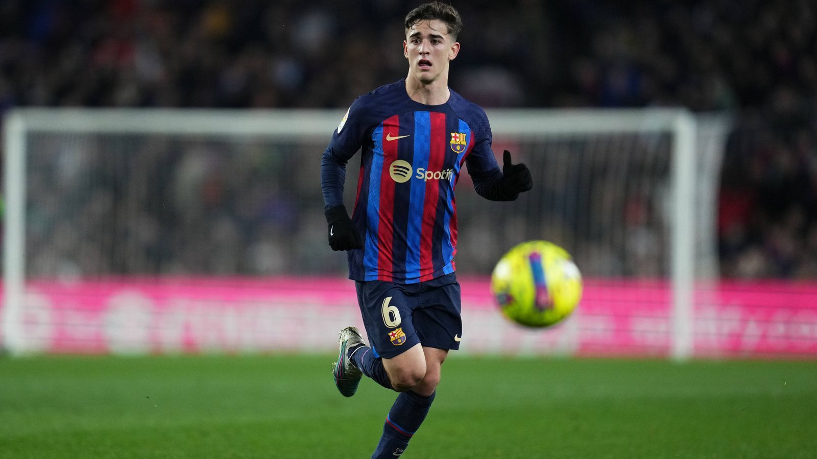 <strong>Platz 4: Gavi (19 Jahre)</strong><br>• Verein: FC Barcelona<br>• Marktwert: 90 Millionen Euro (unverändert)