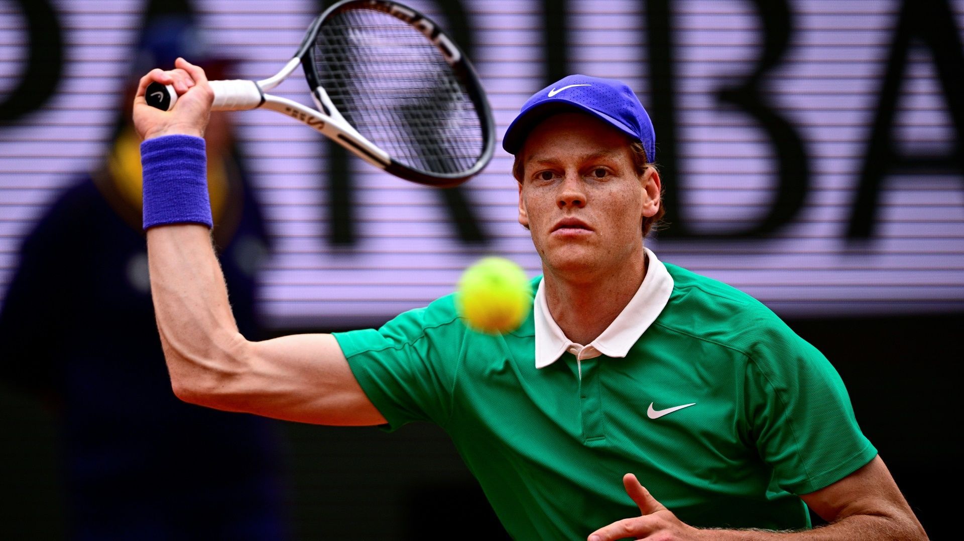 Sinner vs. Djokovic: Tennis-Kracher garantiert! Alle Sport-Highlights vom Freitag