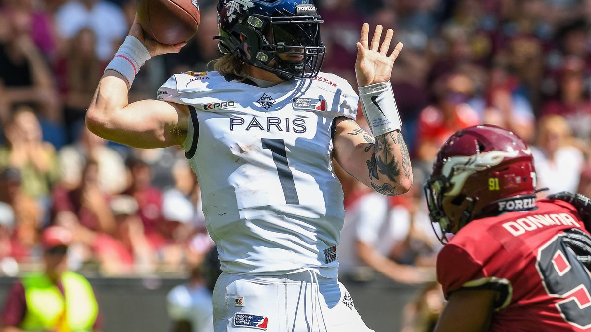 Zach Edwards (Paris Musketeers 01), Rhein Fire vs. Paris Musketeers, American Football, European League of Football, Spieltag 10, Saison 2024, 28.07.2024, Rhein Fire vs. Paris Musketeers, American ...