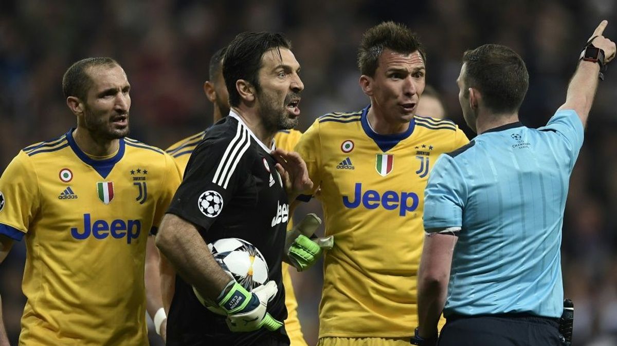 Buffon (M.) flog in der Schlussphase vom Platz