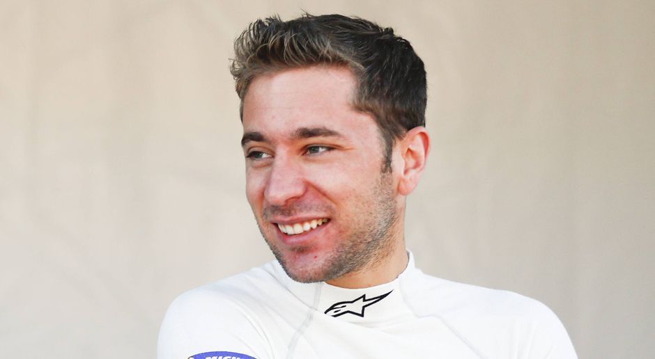 
                <strong>Robin Frijns (Audi)</strong><br>
                Robin Frijns - Startnummer 4: Der Überraschungsmann im Team Audi! Frijns bekam nur durch den Abschied von Mattias Ekström die Chance auf einen DTM-Startplatz. Der 26-jährige Niederländer ist seit 2015 für Audi unterwegs, fuhr zuletzt im ADAC GT Masters und ging für das Andretti-Team in der Formel E an den Start. 
              