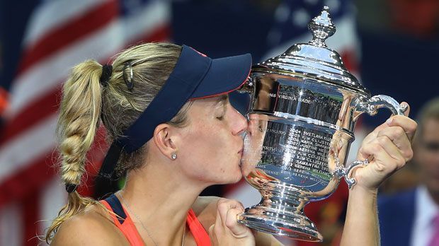 
                <strong>Angelique Kerber (Qualifiziert: 7995 Punkte)</strong><br>
                Keine Spielerin hat 2016 so viele Matches gewonnen wie Angelique Kerber. Für die Weltranglistenerste könnte in Fernsot der krönende Abschluss einer hervorragenden Saison folgen. Nach ihren Triumphen bei den Australian Open, den US Open und ihrem Heimturnier in Stuttgart hat sich die Kielerin zum vierten Mal für die WM qualifiziert. Dieses Jahr geht sie erstmals als eine der Topfavoritinnen in das Turnier der besten Acht (Punktestand vom 10. Oktober).  
              