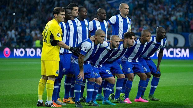 
                <strong>FC Porto</strong><br>
                Platz 9: FC Porto. Der portugiesische Top-Verein ist derzeit für eine starke Spielerausbildung bekannt, verkauft allerdings die meisten Talente wieder. 46 aktuelle Profis liefen in ihrer Jugend für Porto auf, gerade einmal zwei von ihnen sind noch heute in der Mannschaft. 
              
