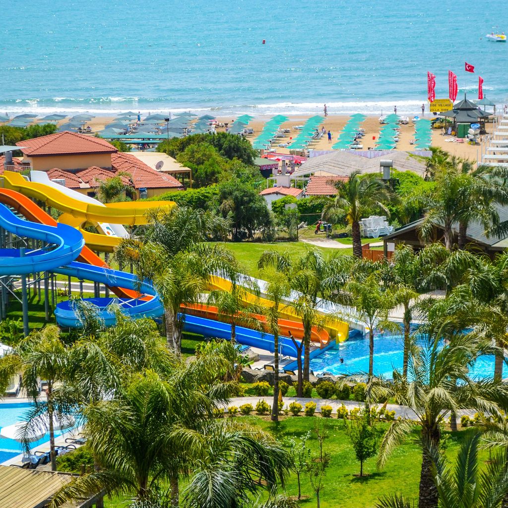 Heute Abend live: "SAT.1 Urlaubscheck!" - All inclusive, Ferienpark & Individualreise