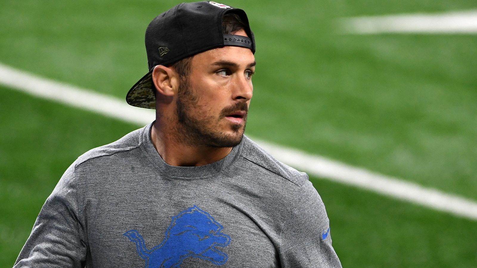 
                <strong>Danny Amendola (Detroit Lions)</strong><br>
                "Wenn man im Wörterbuch 'Guter Football-Spieler' nachschlägt, ist dort ein Bild von ihm zu sehen." Ein Ritterschlag für Danny Amendola von niemand geringerem als Bill Belichick. Die Saison 2020 könnte jedoch die letzte für den Wide Receiver sein, der 2009 in die Liga kam und in fünf Jahren bei den New England Patriots zweimal den Super Bowl gewann.
              