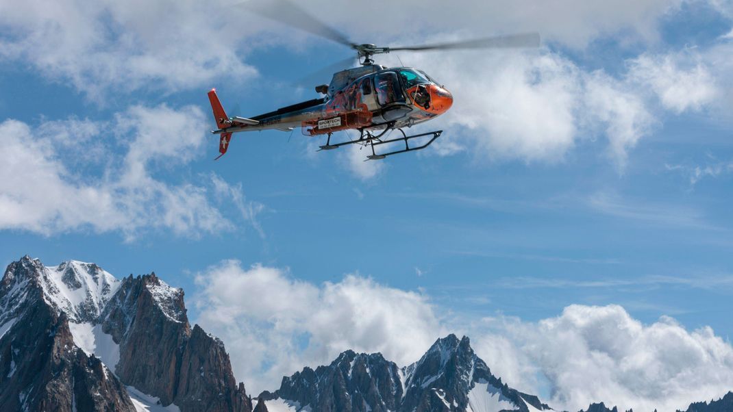 Rettungskräfte unterwegs am Mont Blanc (Symboldbild).