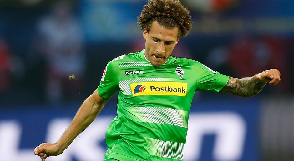 
                <strong>Fabian Johnson</strong><br>
                Fabian Johnson: Vergab in der ersten Halbzeit die einzige Chance der Gladbacher, die nicht einmal eine schlechte war. Tauchte dann aber völlig ab. Auch er fand überhaupt nicht ins Spiel. ran-Note: 5
              