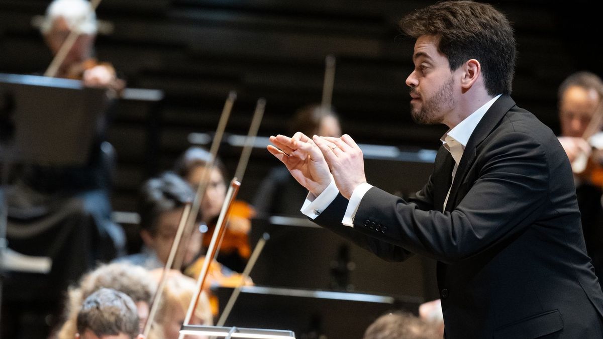 Dirigent Lahav Shani und die Münchner Philharmoniker