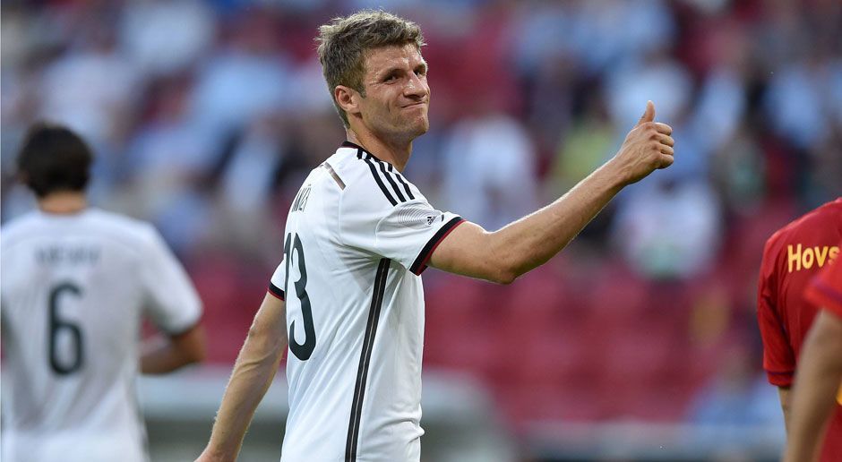 
                <strong>Platz 8: u.a. Thomas Müller (Deutschland, 10 Tore)</strong><br>
                Dem Bayern-Spieler reichten gerade einmal 13 Spiele, um die Marke von zehn Treffern zu knacken. Damit erfüllt er eine Quote von 0,77 Toren pro Spiel. 
              
