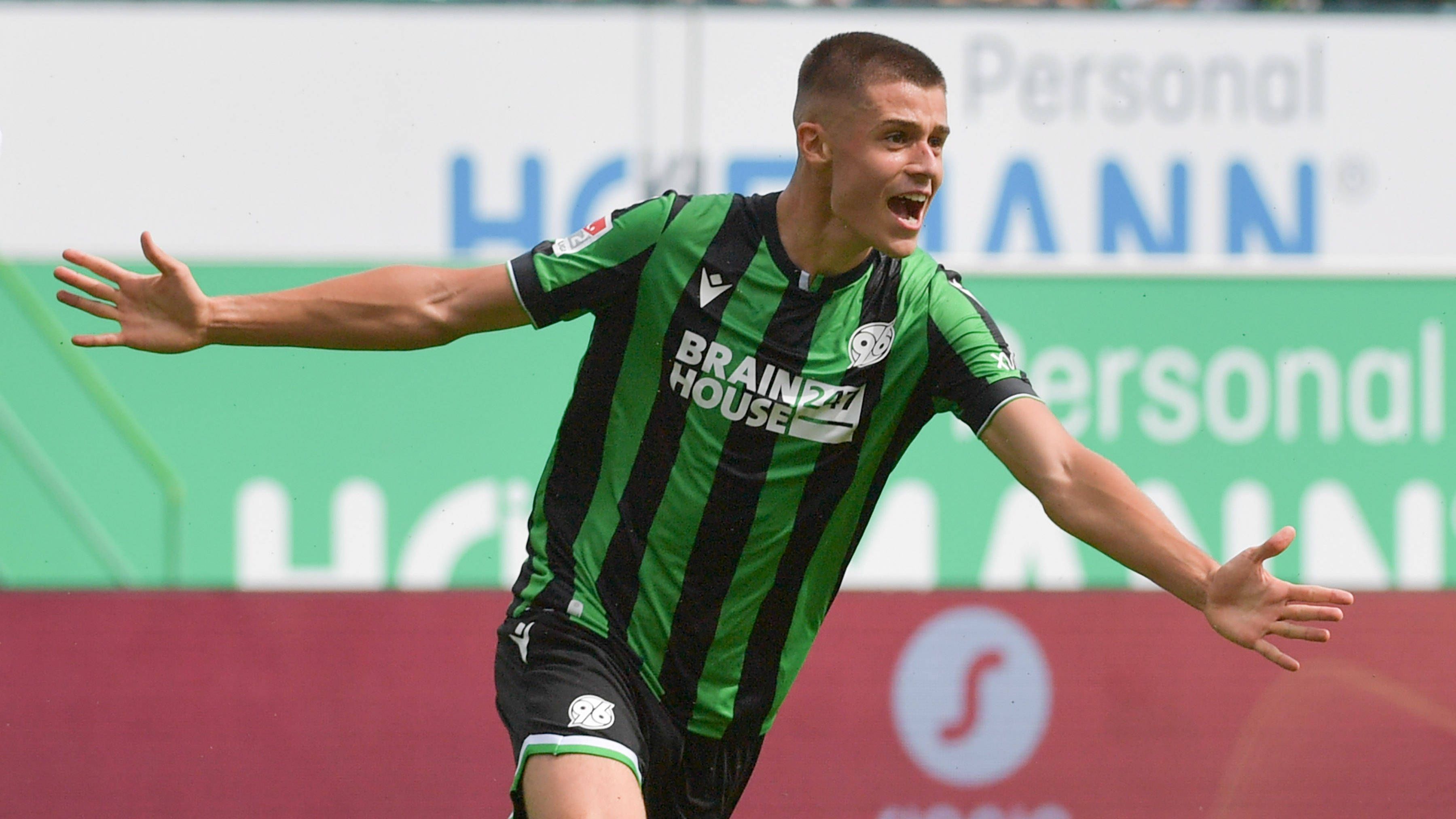 <strong>Sturm: Nicolo Tresoldi</strong><br>Verein: Hannover 96