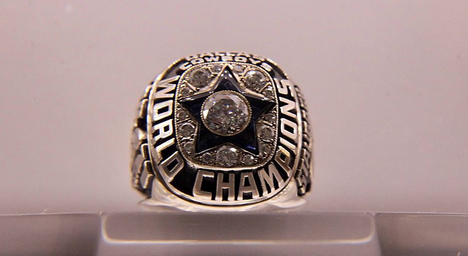 
                <strong>Charlie Waters</strong><br>
                8. Platz - Charlie Waters (25 Einsätze): Der Cornerback spielte von 1970 bis 1981 für die Dallas Cowboys und sicherte sich 1971 seinen Super-Bowl-Ring.
              