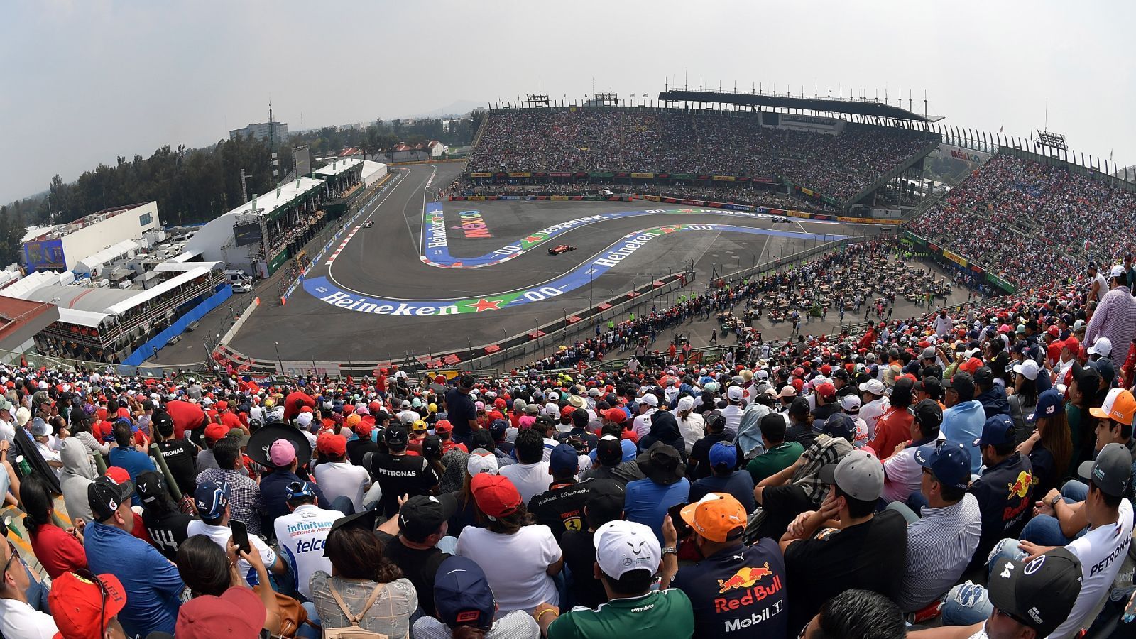 
                <strong>Autodromo Hermanos Rodriguez (Mexiko)</strong><br>
                29. bis 31. Oktober: 19. Grand-Prix-Wochenende in Mexico-City (Mexiko)
              