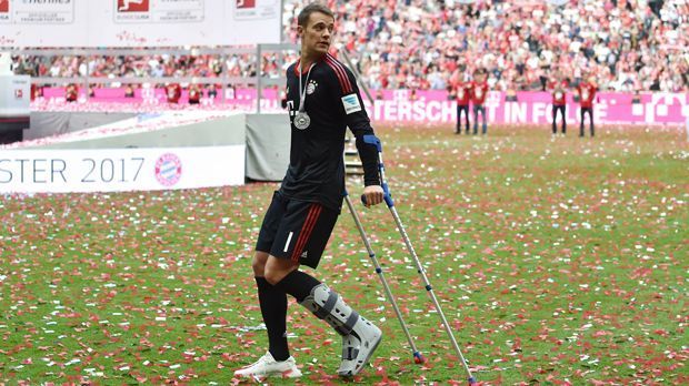 
                <strong>FC Bayern München</strong><br>
                Manuel Neuer (Mittelfußbruch/Rückkehr wohl im März 2018)Thiago (Muskelverletzung/Rückkehr wohl im Januar 2018)Christian Früchtl (Bänderriss/Rückkehr wohl im Januar 2018)
              