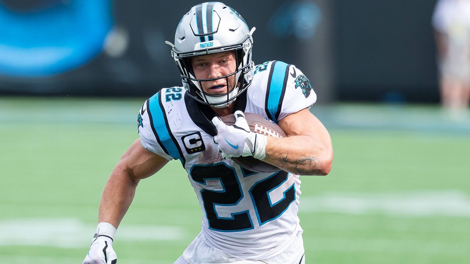 
                <strong>2. Platz (geteilt): Christian McCaffrey</strong><br>
                &#x2022; Team: Carolina Panthers<br>&#x2022; Position: Running Back<br>&#x2022; <strong>Overall Rating: 96</strong><br>&#x2022; Key Stats: Speed 91 - Acceleration 93 - Agility 96<br>
              