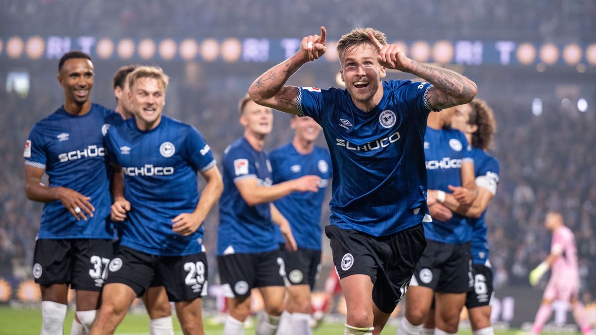DSC Arminia Bielefeld v Fortuna Düsseldorf - 2. Bundesliga