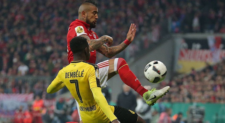 
                <strong>Arturo Vidal</strong><br>
                Deutlich zurückhaltender in den Zweikämpfen. Der Chilene besticht mit guter Übersicht, macht das Spiel breit. Ein Tor will ihm trotz einigen Abschlüssen nicht gelingen: Erst setzt er einen Flachschuss von der Strafraumgrenze neben den Kasten, dann wird sein Linksschuss über die Latte gelenkt. Lässt sich von der Unsicherheit nach dem 2:3 anstecken. ran-Note: 3
              