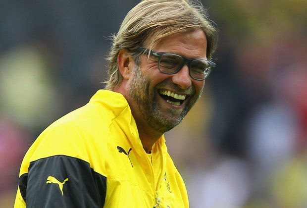 
                <strong>Klopp: Rekordtrainer beim BVB</strong><br>
                Nur wenige Monate später steht das nächste Highlight-Spiel an. Gegen den VfB Stuttgart wird Klopp zum Rekordtrainer der Borussia werden - und die Fans werden hoffen, dass der 47-Jährige dem Verein noch lange die Treue hält.
              