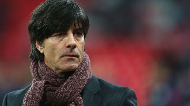 
                <strong>Deutschland </strong><br>
                Deutschland zieht als Favorit in die Gruppe G ein. Im WM-Vorrundenduell gibt es ein ganz besonderes Aufeinandertreffen: Bundestrainer Joachim Löw trifft und seinen Vorgänger Jürgen Klinsmann. 
              