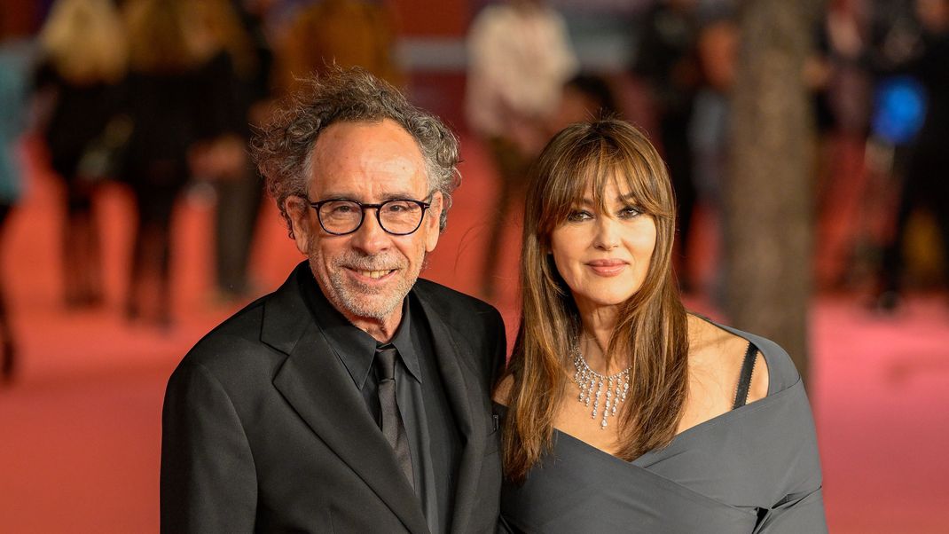 "Unglaublich!" Tim Burton Und Das Remake Eines 50Er Jahre Hits! - gx6ts5e