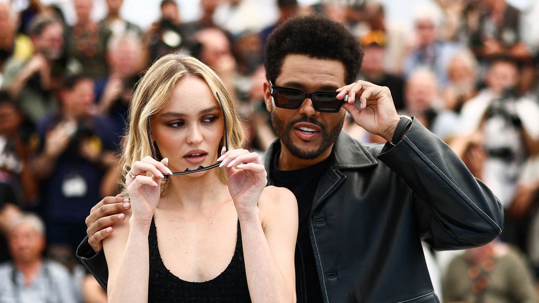 Lily-Rose Depp und Abel "The Weeknd" Tesfaye beim 76. Filmfestival in Cannes.