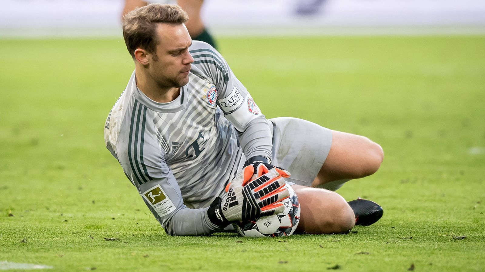 
                <strong>Manuel Neuer (FC Bayern München)</strong><br>
                Paraden in der Saison 2018/19: 11Saison-Einsätze: 10
              