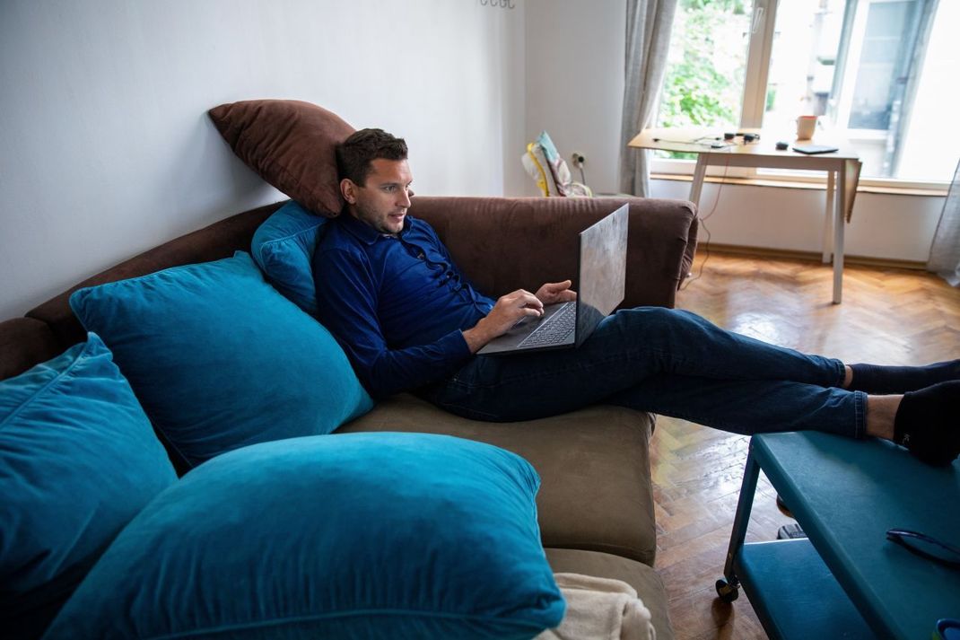 Ständig in Video-Calls zu hängen kann ganz schön ermüdend sein.