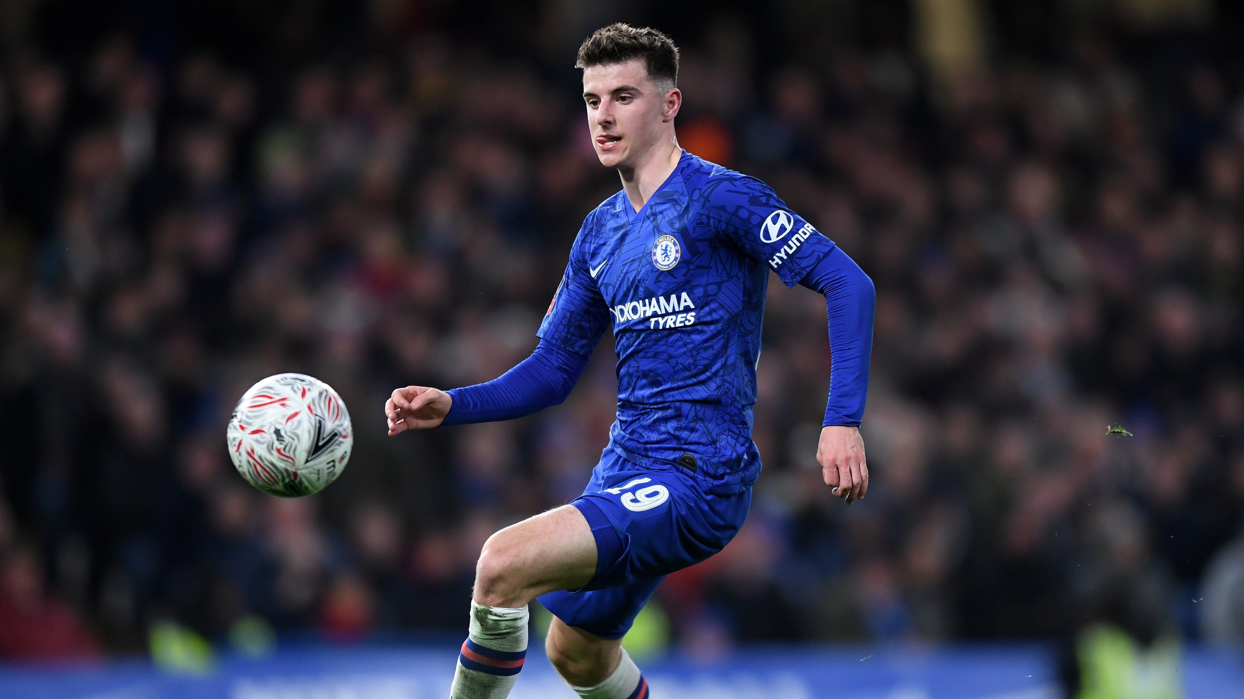 
                <strong>Mason Mount (FC Chelsea)</strong><br>
                Messi: "Nachdem ich ihn spielen gesehen habe, kann ich sagen, dass er das Potential hat, einer der Besten zu werden."
              