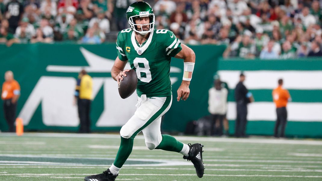 Jets-Quarterback Aaron Rodgers.