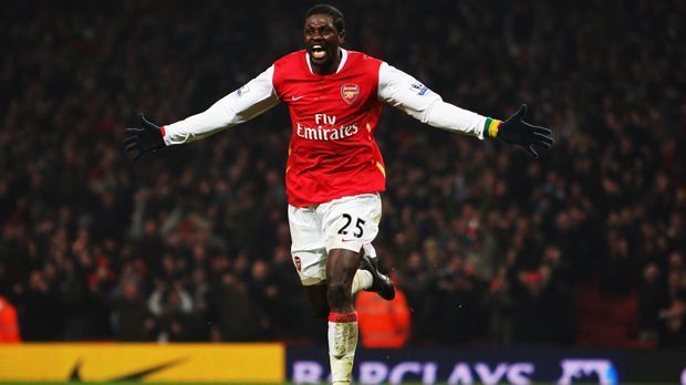 
                <strong>Emmanuel Adebayor</strong><br>
                Emmanuel Adebayor: Der Angreifer aus dem Togo nahm einen ähnlichen Karriereweg wie Toure und brachte Arsenal neben einigen Toren auch einen netten Transferüberschuss. Im Januar 2006 eiste Wenger Adebayor von Monaco los und entwickelte ihn zu einem Topstürmer. 142 Spiele und 62 Tore später wechselte Adebayor 2009 ebenfalls zu Manchester City - für geschätzte zehn Millionen Euro Ablöse (Arsenal zahlte an Monaco wohl 3,5 Millionen Euro). Als er dann kurz nach seinem Wechsel gegen Arsenal traf und nach einem 100-Meter-Sprint provokant vor der "Gunners"-Kurve jubelte, machte er sich zum Arsenal-Feindbild. Heute spielt der 32-Jährige in der Türkei bei Medipol Basaksehir.
              