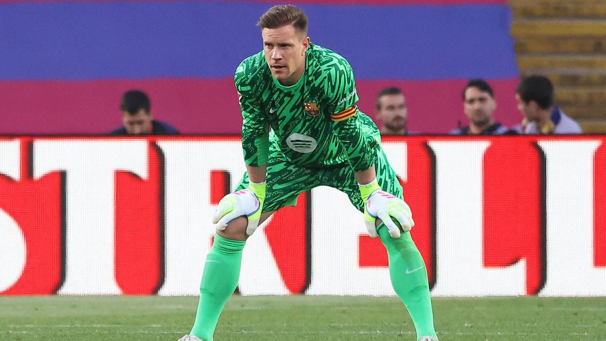 FC Barcelona, Barca V Villarreal CF - La Liga Marc-Andre ter Stegen plays during the match between FC Barcelona and Villarreal CF, corresponding to week 37 of LaLiga EA Sports, at the Olympic Stadi...