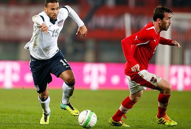 
                <strong>Terrence Boyd  - Ablöse 2 Millionen Euro</strong><br>
                Der 23-Jährige kam auch von Rapid. Der Stürmer stand im vorläufigen WM-Kader der USA. Verletzte sich im Test gegen die Queens Park Rangers und fällt mindestens zehn Wochen aus. Damit hat Leipzig neun Millionen in Spieler investiert, die zum Start nicht auf dem Platz stehen können.
              