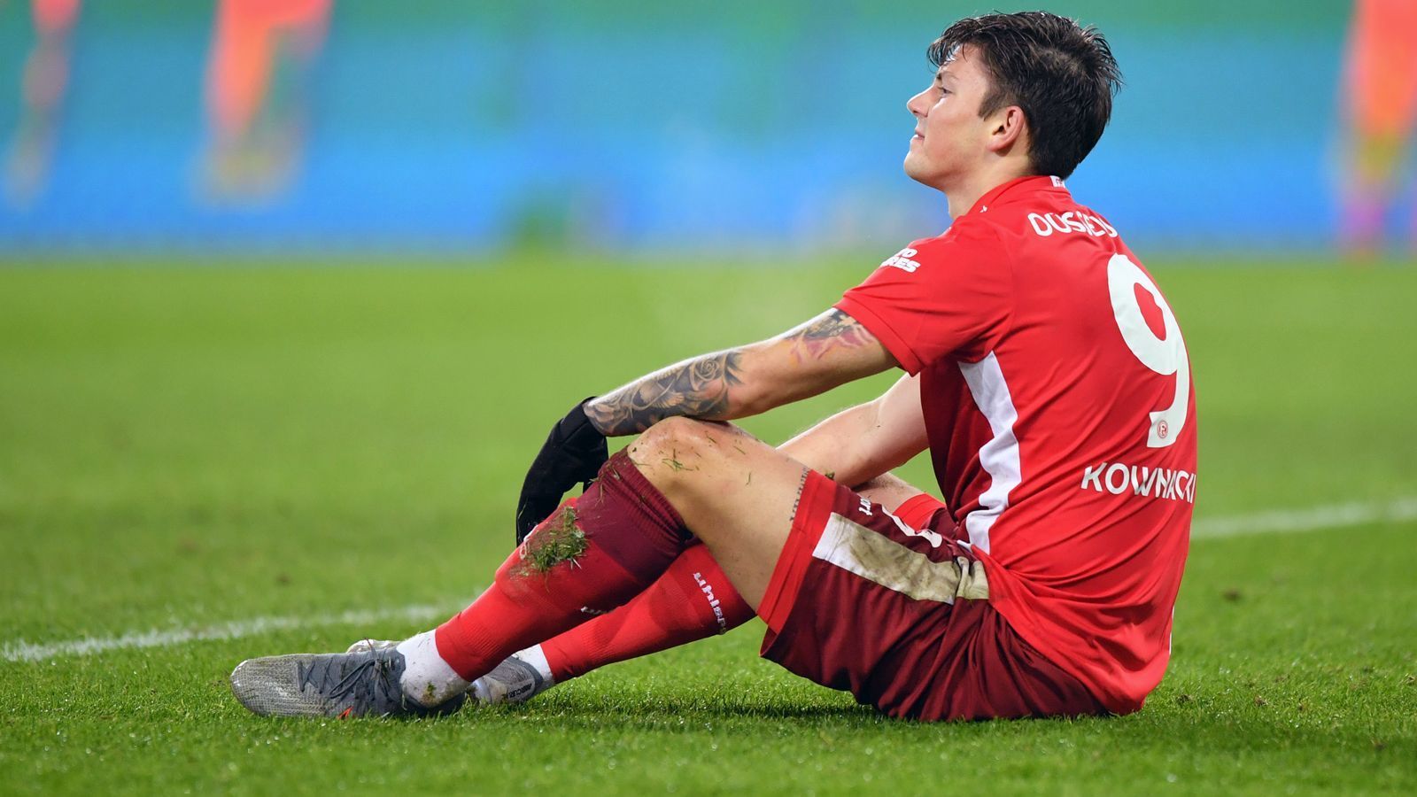 
                <strong>Platz 5 - Dawid Kownacki (Fortuna Düsseldorf)</strong><br>
                Torschüsse ohne Tor-Erfolg: 25Einsätze in der Saison 2019/20: 18Position: Mittelstürmer
              