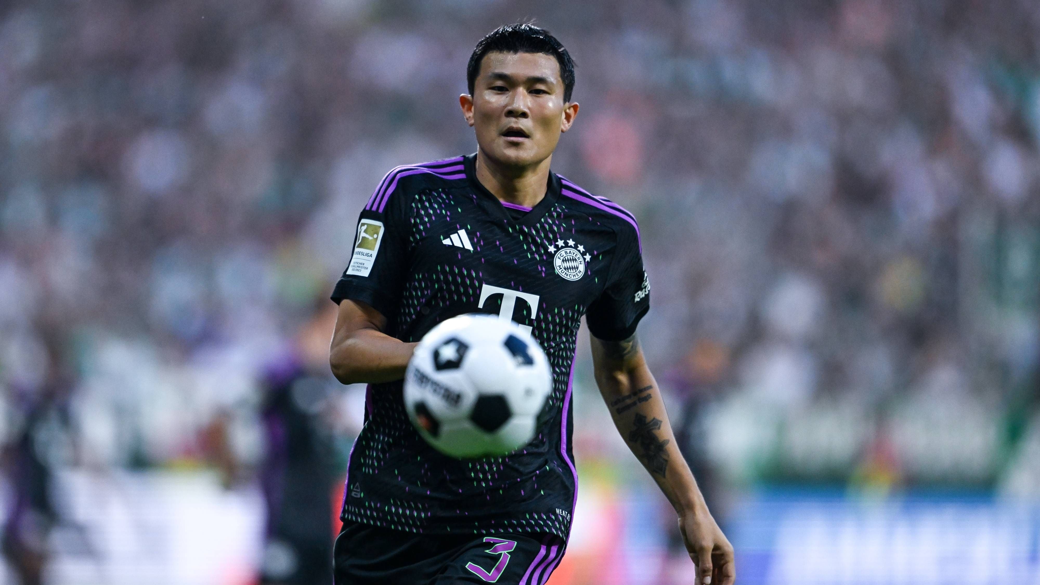 <strong>Min-Jae Kim (FC Bayern)</strong><br>Der Südkoreaner, für 50 Millionen Euro aus Neapel verpflichtet, erhält den Vorzug vor dem nicht vollständig fitten De Ligt und nimmt die Rolle als Abwehrchef direkt an. Kopfball nach Ecke in Pavlenkas Arme (44.). Allerdings auch mit zwei Unsicherheiten. Macht nach 68 Minuten Platz für De Ligt. <strong>ran-Note: 3</strong>