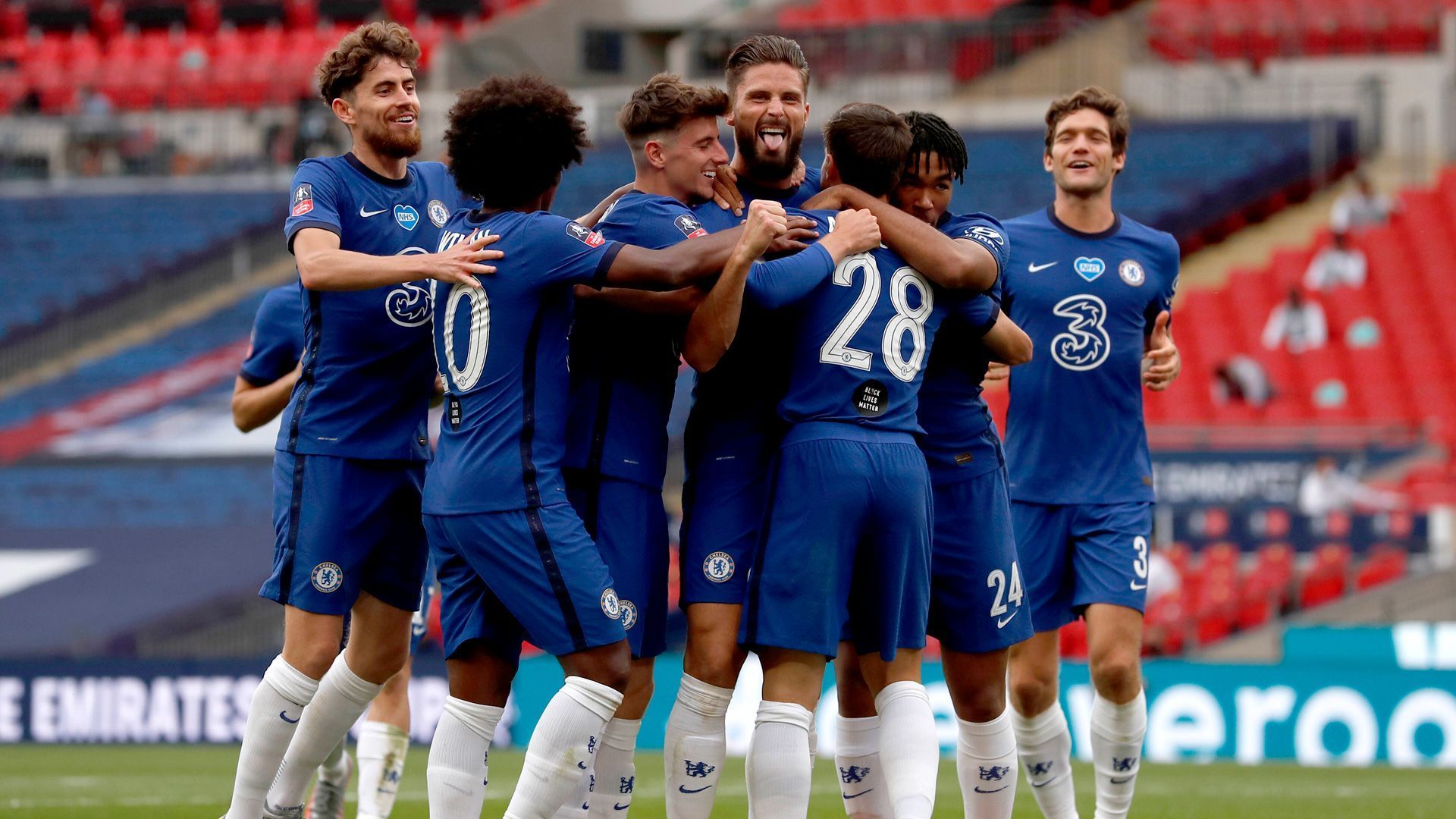 
                <strong>Chelsea London (England)</strong><br>
                Auch die "Blues" mussten bis zum Abpfiff des letzten Spieltages der Premier League warten, bis ihre Qualifikation als Tabellenvierter für die Königsklasse in trockenen Tüchern war.
              