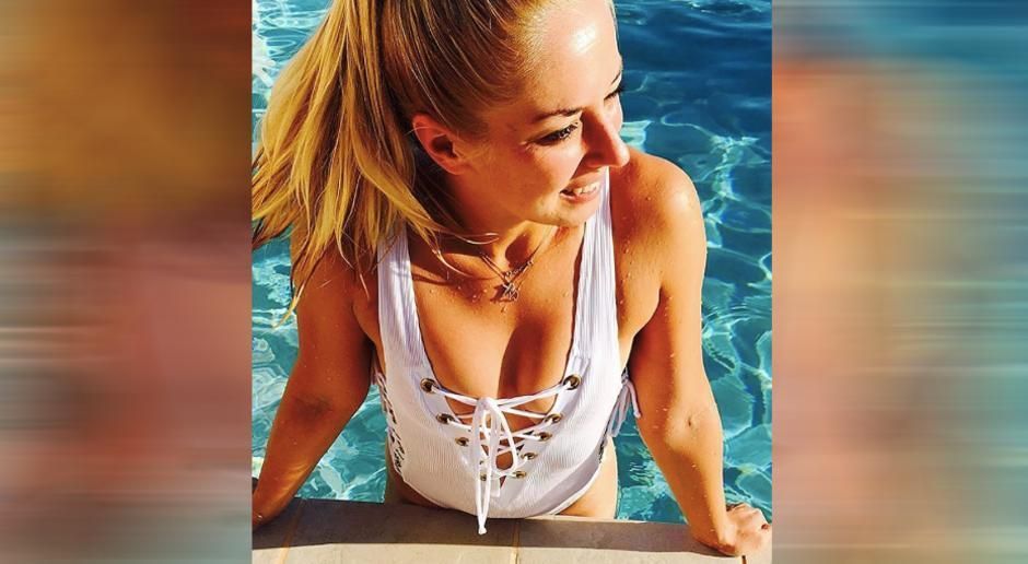 
                <strong>Sabine Lisicki</strong><br>
                ... das gleiche Motiv aus einer gewagten Perspektive? Eine wirklich knifflige Frage. Es ist ein Kopf-an-Kopf-Rennen, beide Fotos haben ähnlich viele Likes. Aber egal wofür sich Lisicki entscheidet, mit keiner Wahl kann sie etwas falsch machen.
              