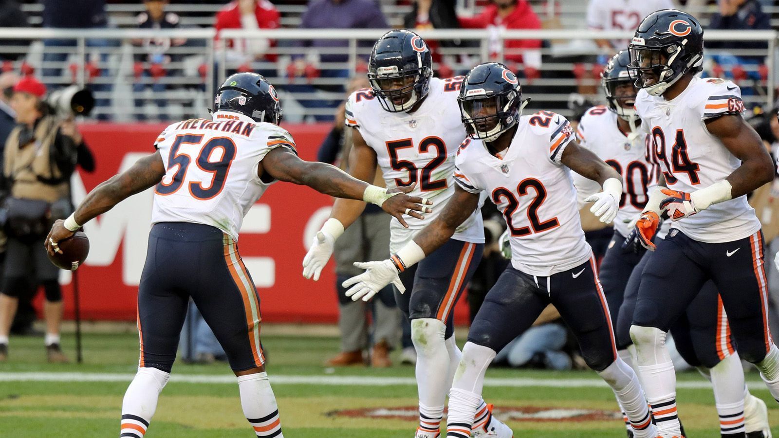 
                <strong>Chicago Bears</strong><br>
                Gesamtstärke: 84Defense Rating: 88Offense Rating: 76
              