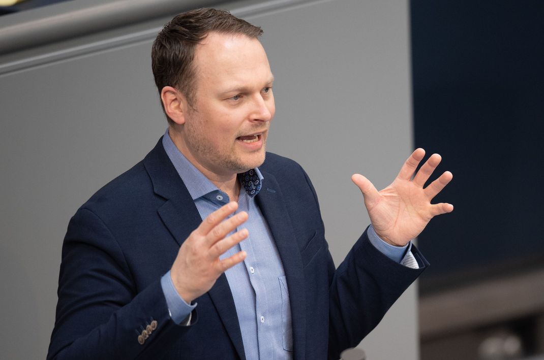 Kai Gehring (Bündnis 90/Die Grünen) spricht im Bundestag.