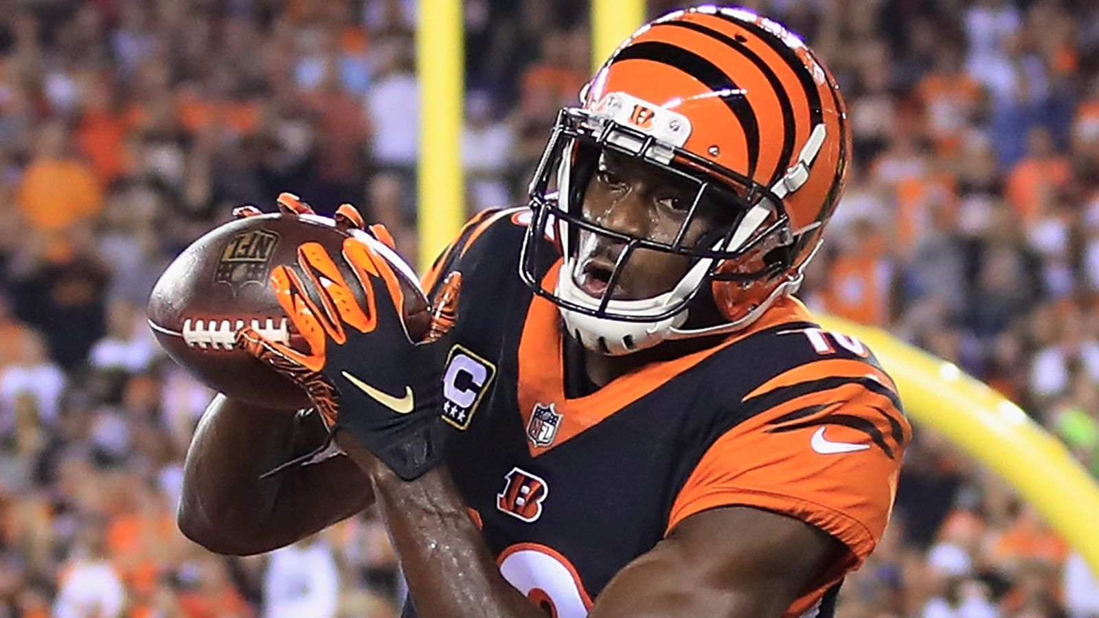 
                <strong>Platz 58: A. J. Green</strong><br>
                Position: Wide ReceiverTeam: Cincinnati BengalsPlatzierung im Vorjahr: 22
              