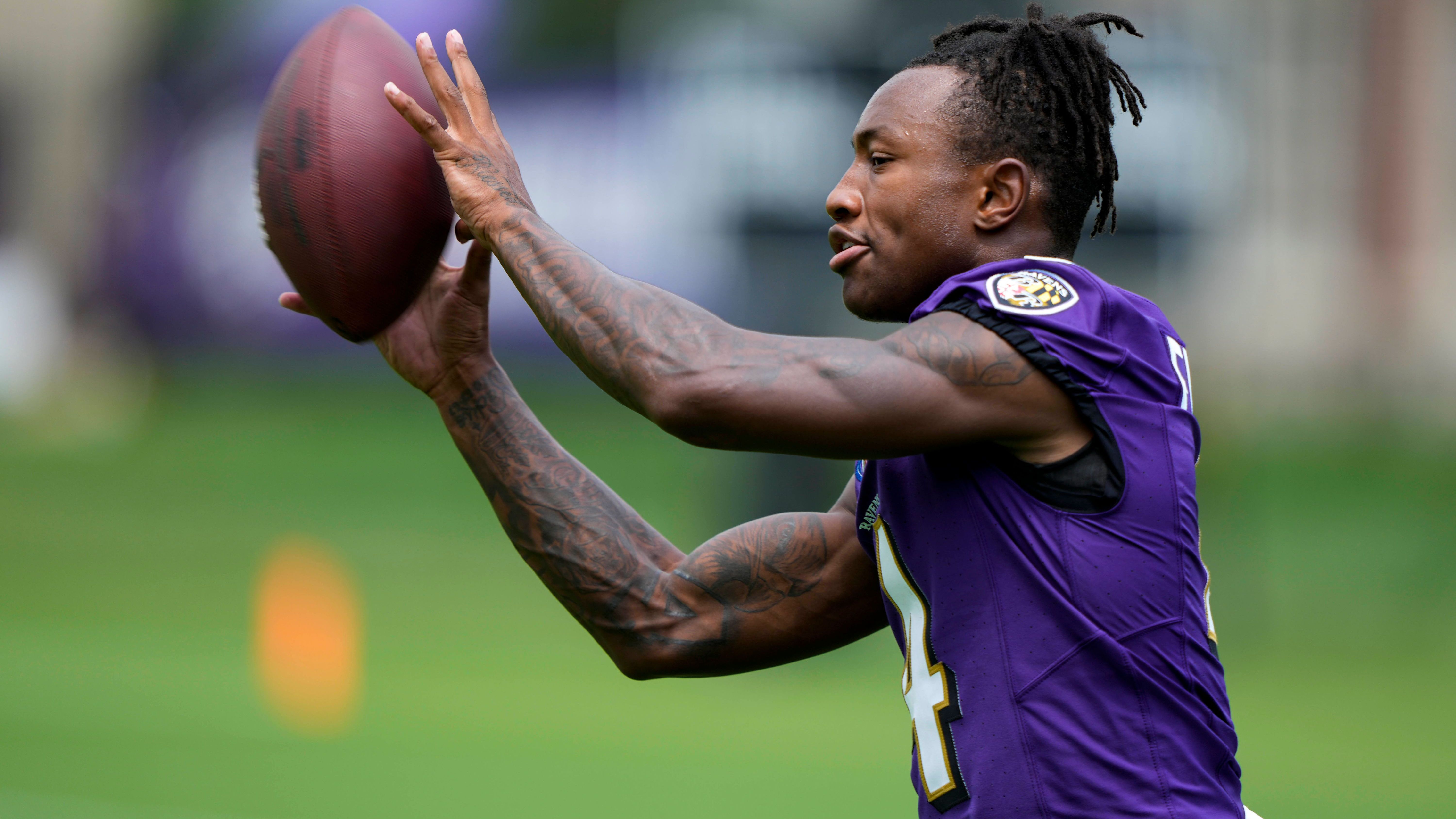 <strong>Zay Flowers (Wide Receiver | Baltimore Ravens)</strong><br>Die Ravens wollten einen Receiver im Draft, und sie nutzten gleich ihren Erstrundenpick, um Flowers zu holen. In einer Gruppe mit Odell Beckham Jr., Nelson Agholor und Rashod Bateman erwartet ihn viel Konkurrenz, doch Flowers bringt ganz eigene Qualitäten mit. Als Receiver Nummer vier ist er in Fantasy-Teams sicherlich eine brauchbare Option.